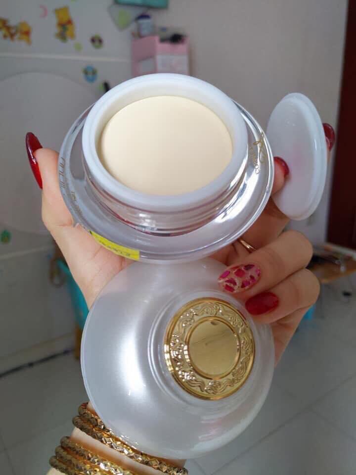 Kem Face Chữ A Cosmetics Whitening Cream 50gr
