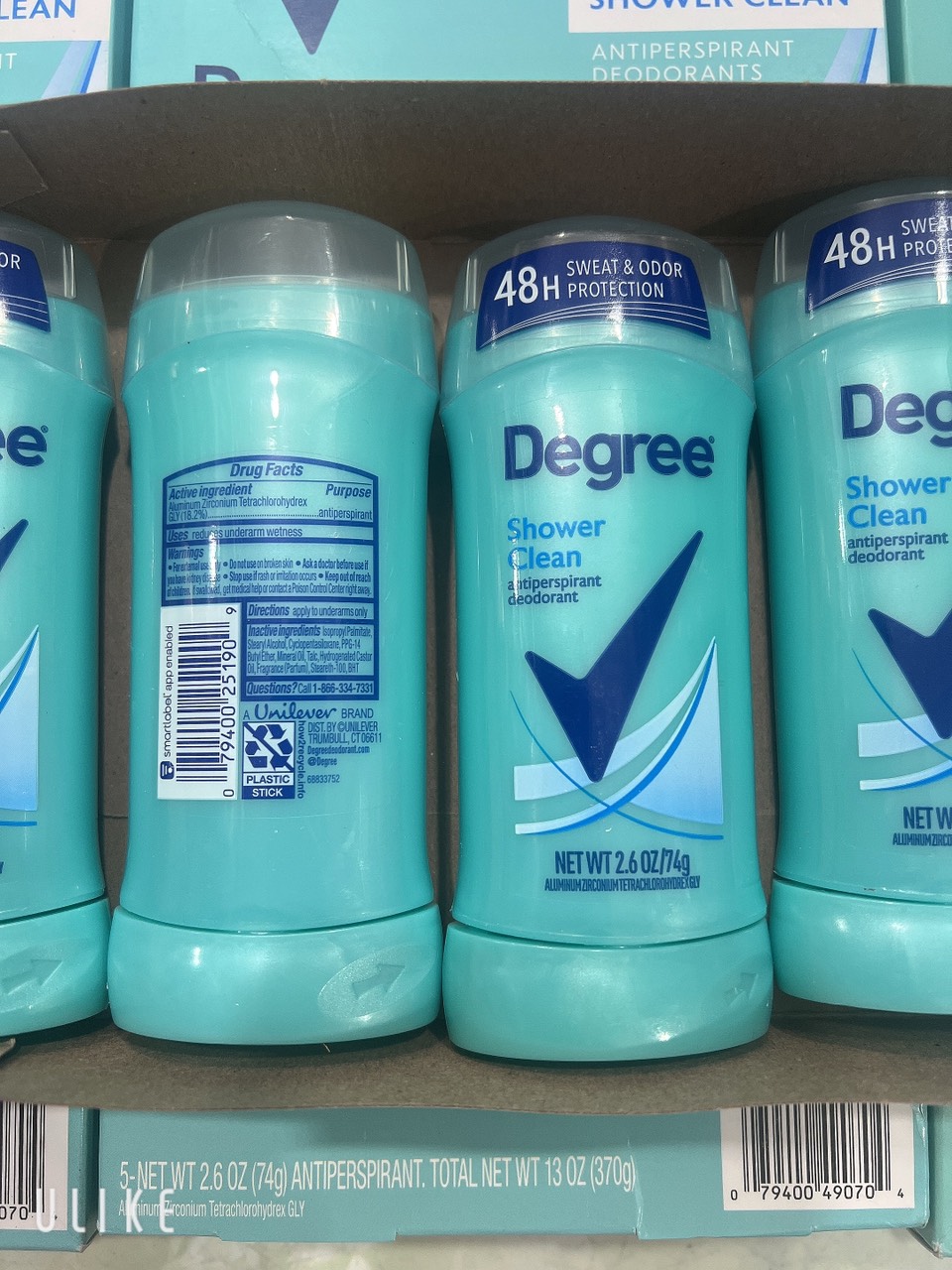Lăn sáp khử mùi Degree Dry Protection Shower Clean 74gr 2